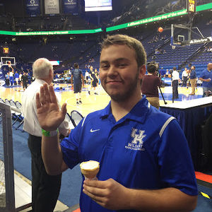 Meet your Posher, Brandon